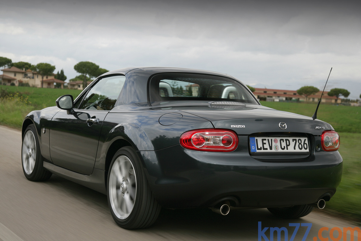 Mazda MX-5 2.0 Roadster Coupé Aut. Sportive Descapotable Galaxy Grey ...