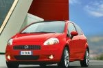 Fiat Grande Punto Gama Grande Punto Gama Grande Punto Turismo Rojo Exotica Exterior Frontal-Lateral 3 puertas