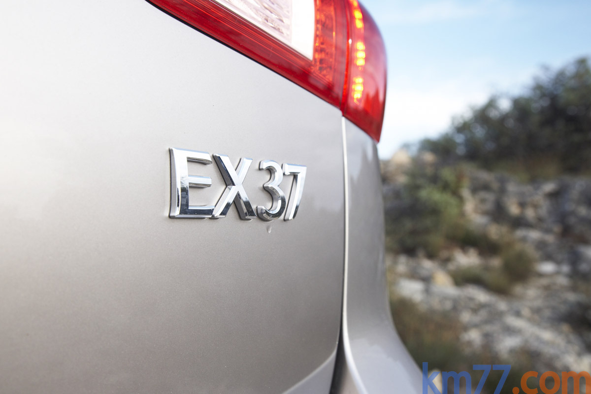 Infiniti EX 37 Gama EX Todo terreno Platinum Graphite Exterior Posterior 5 puertas