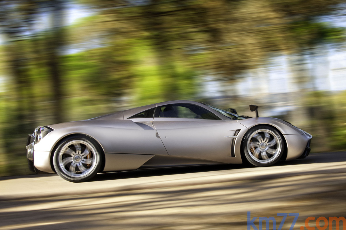 Pagani Huayra Coup&eacute; Exterior Lateral 2 puertas