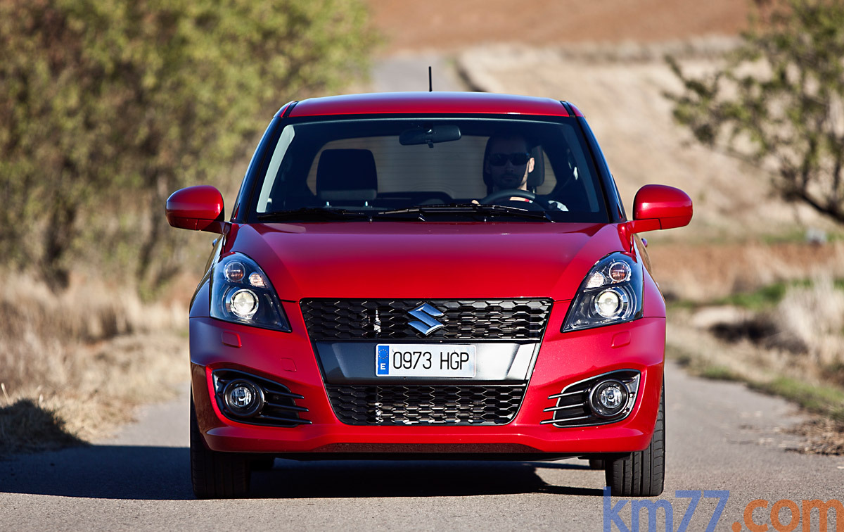 Suzuki Swift Sport Sport Turismo Rojo Ablace Perlado Exterior Frontal 3 puertas