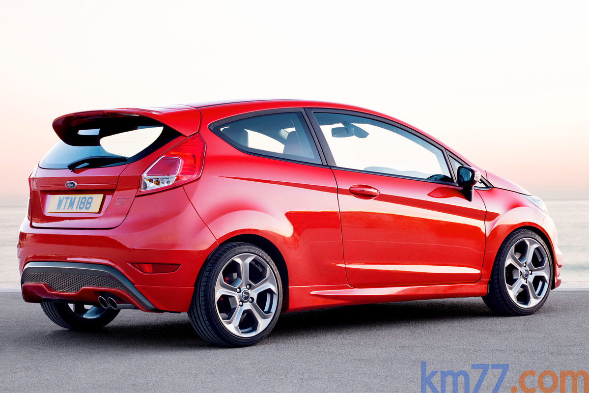 FORD FIESTA ROJO ford fiesta rojo: