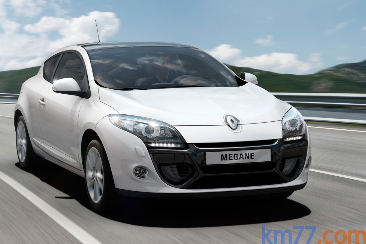 Renault M&eacute;gane Gama M&eacute;gane Gama M&eacute;gane Turismo Exterior Lateral-Frontal 3 puertas
