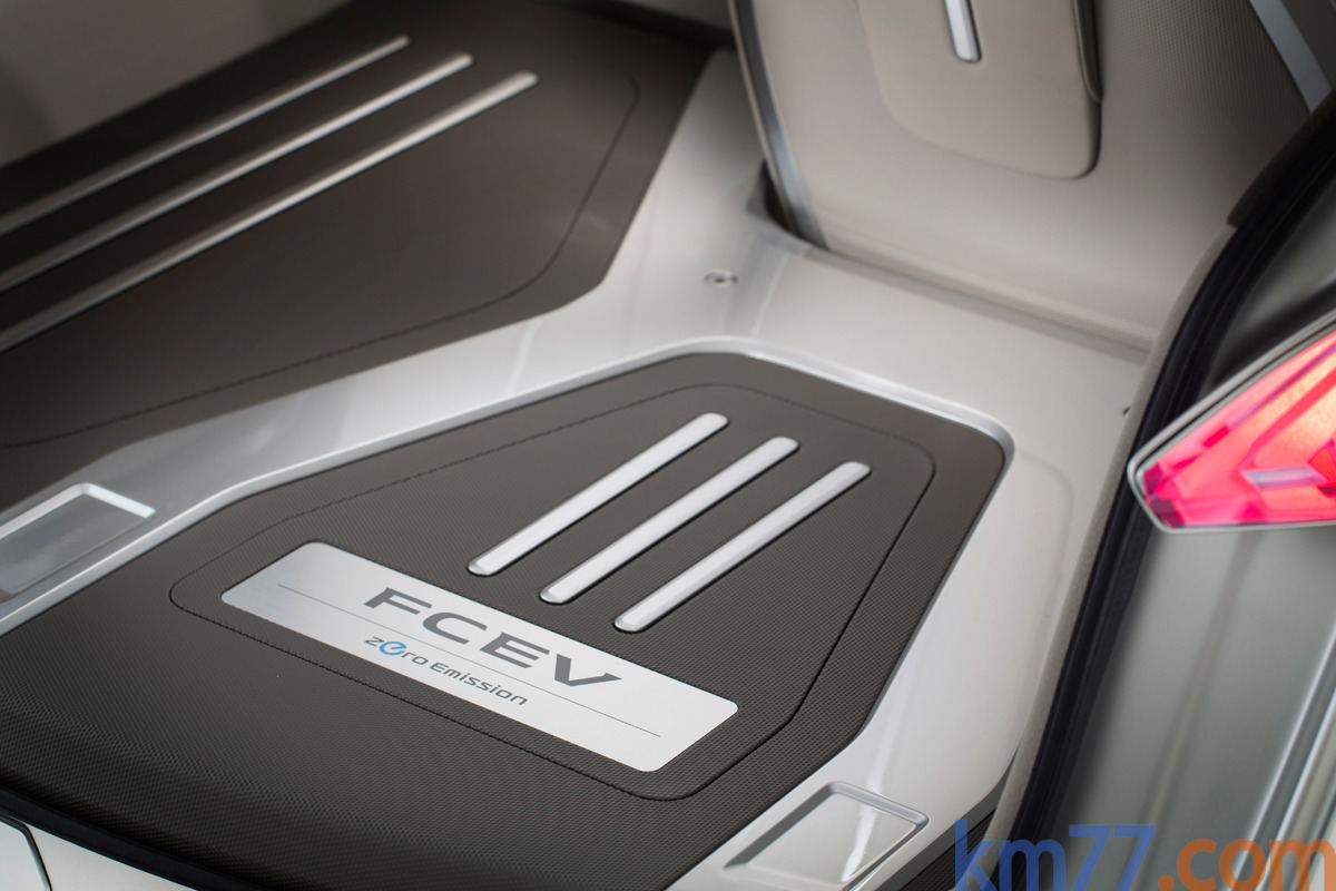 Nissan TeRRA SUV concept Todo terreno Interior Bater&iacute;a 5 puertas