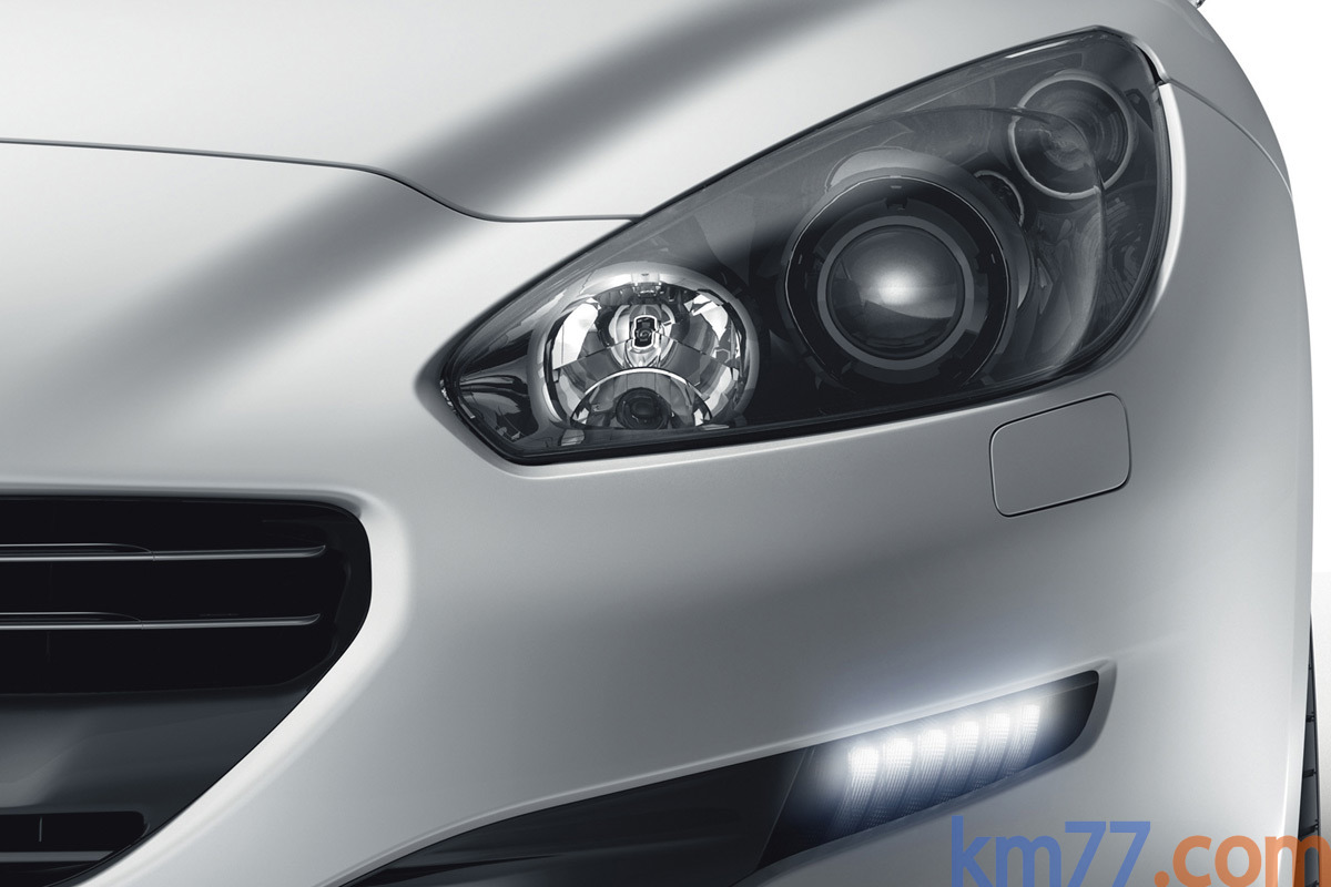 Peugeot RCZ Gama RCZ Gama RCZ Coup&eacute; Al Blanco Opale Exterior Faro 2 puertas