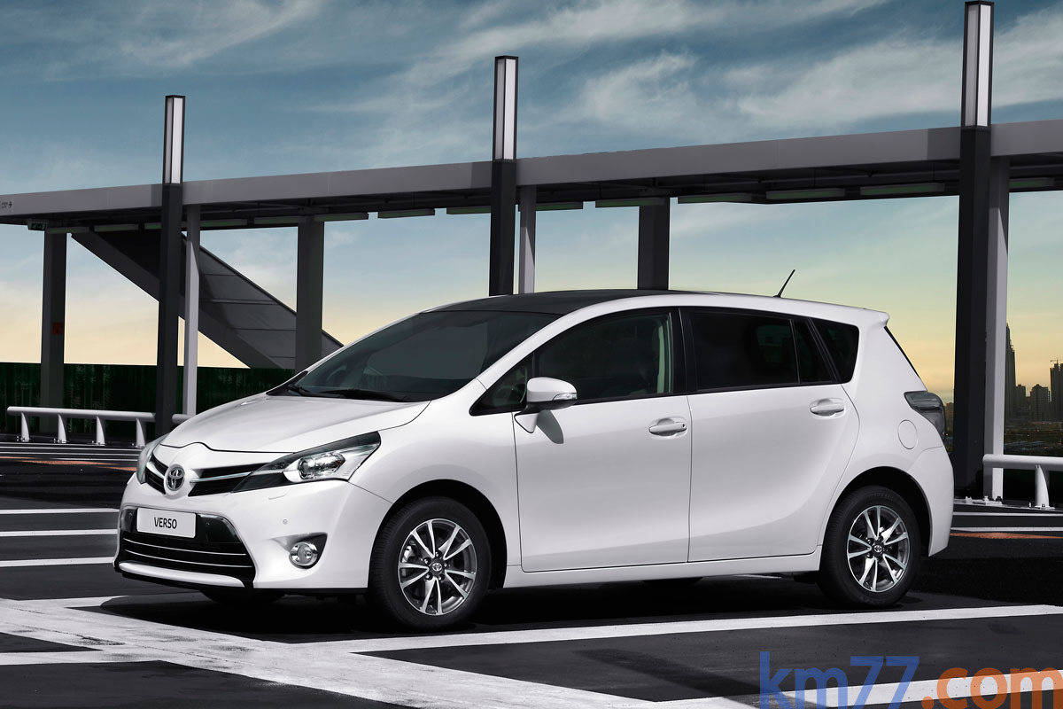 Toyota Verso Gama Verso Gama Verso Monovolumen Pearl White Exterior Lateral 5 puertas