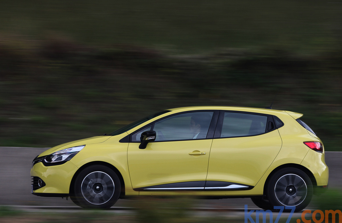 Renault Clio TCe 90 S Gama Clio Turismo Flash Yellow Exterior Lateral 5 puertas