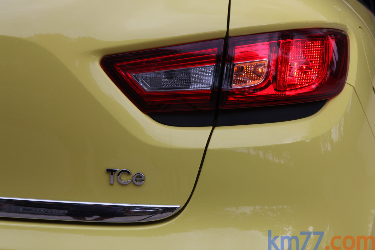 Renault Clio TCe 90 S Gama Clio Turismo Flash Yellow Exterior Pilotos 5 puertas