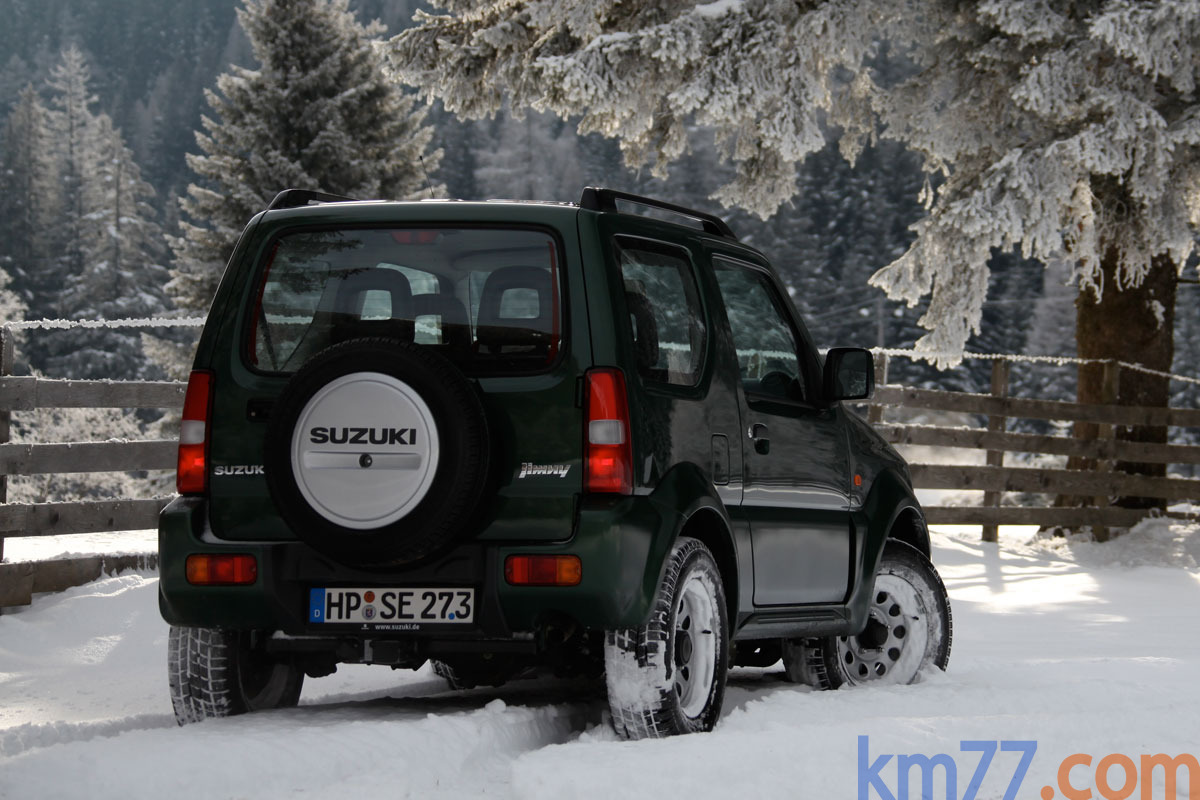 Suzuki Jimny 1.3L 85 CV (2013) Gama Jimny (2013) Todo terreno Exterior Posterior-Lateral 3 puertas