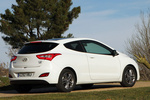 Hyundai i30 Gama i30 3p Tecno S Sky Turismo Creamy White Exterior Posterior-Lateral 3 puertas