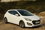 Hyundai i30 Gama i30 3p Tecno S Sky Turismo Creamy White Exterior Lateral 3 puertas