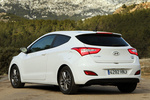Hyundai i30 Gama i30 3p Tecno S Sky Turismo Creamy White Exterior Lateral-Posterior 3 puertas