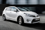 Toyota Verso Gama Verso Gama Verso Monovolumen Pearl White Exterior Lateral-Frontal 5 puertas