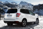 Subaru Forester 2.0 XT 240 CV Executive Plus Todo terreno Satin White Pearl Exterior Posterior-Lateral 5 puertas