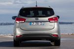 KIA Carens 1.7 CRDi 136 CV Gama Carens Monovolumen Brilliantsilber Metallic Exterior Posterior 5 puertas