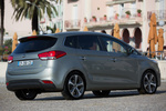 KIA Carens 1.7 CRDi 136 CV Gama Carens Monovolumen Brilliantsilber Metallic Exterior Posterior-Lateral 5 puertas