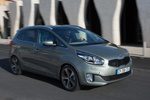 KIA Carens 1.7 CRDi 136 CV Gama Carens Monovolumen Brilliantsilber Metallic Exterior Lateral-Frontal 5 puertas