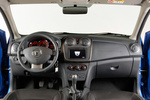 Dacia Sandero dCi 90 Laureate Turismo Interior Salpicadero 5 puertas