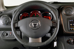 Dacia Sandero dCi 90 Laureate Turismo Interior Ventanillas 5 puertas