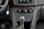 Dacia Sandero dCi 90 Laureate Turismo Interior Consola Central 5 puertas