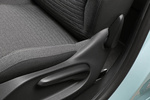 Citroën C3 BlueHDi 100 S Exclusive Turismo Interior Mandos regulación asientos 5 puertas