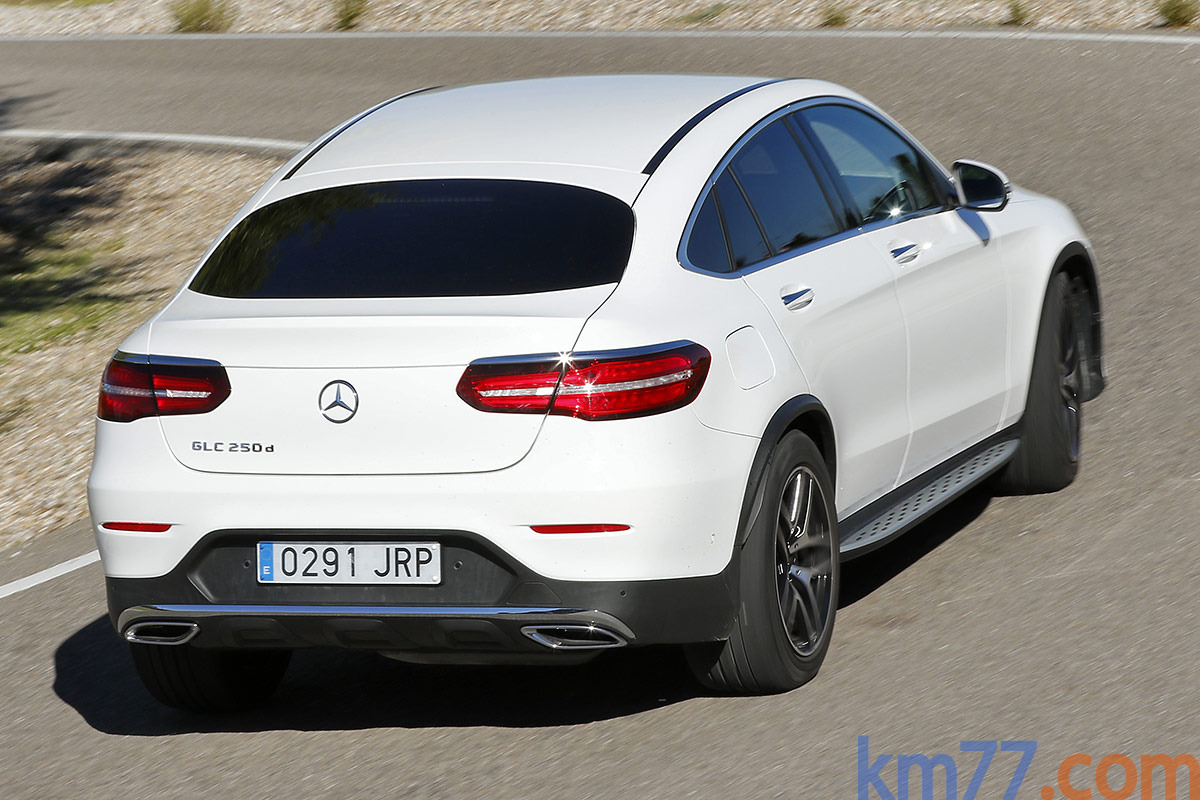 km77 Mercedes Benz GLC Coupé GLC 250 d 4MATIC Coupé AMG Line