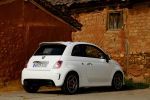 Abarth 500 1.4 16v T-Jet 135 CV 500 Turismo Blanco Competici&oacute;n Exterior Posterior-Lateral 3 puertas