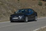 Audi A4 2.0 TDI 143 CV DPF Gama A4 Berlina Turismo Gris Lava Efecto Perla Exterior Frontal-Lateral 4 puertas