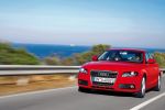 Audi A4 Gama A4 Berlina Gama A4 Berlina Turismo Rojo Brillante Exterior Frontal-Lateral 4 puertas