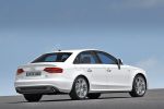 Audi A4 3.2 FSI quattro 265 CV S line Turismo Blanco Ibis Exterior Lateral-Posterior 4 puertas