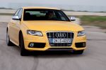 Audi A4 S4 3.0 TFSI quattro S tronic 7 vel. S4 Turismo Amarillo Imola Exterior Frontal-Lateral 4 puertas