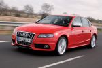 Audi A4 S4 3.0 TFSI quattro S tronic 7 vel. S4 Turismo Rojo Brillante Exterior Frontal-Lateral 4 puertas