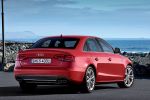 Audi A4 S4 3.0 TFSI quattro S tronic 7 vel. S4 Turismo Rojo Granate efecto perla Exterior Posterior-Lateral 4 puertas