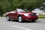 Chrysler Sebring Gama Sebring Limited Descapotable Rojo Infierno metalizado Exterior Frontal-Lateral 2 puertas