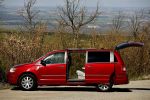 Chrysler Grand Voyager 2.8 CRD 163 CV Limited Monovolumen Rojo Infierno metalizado Exterior Lateral 5 puertas
