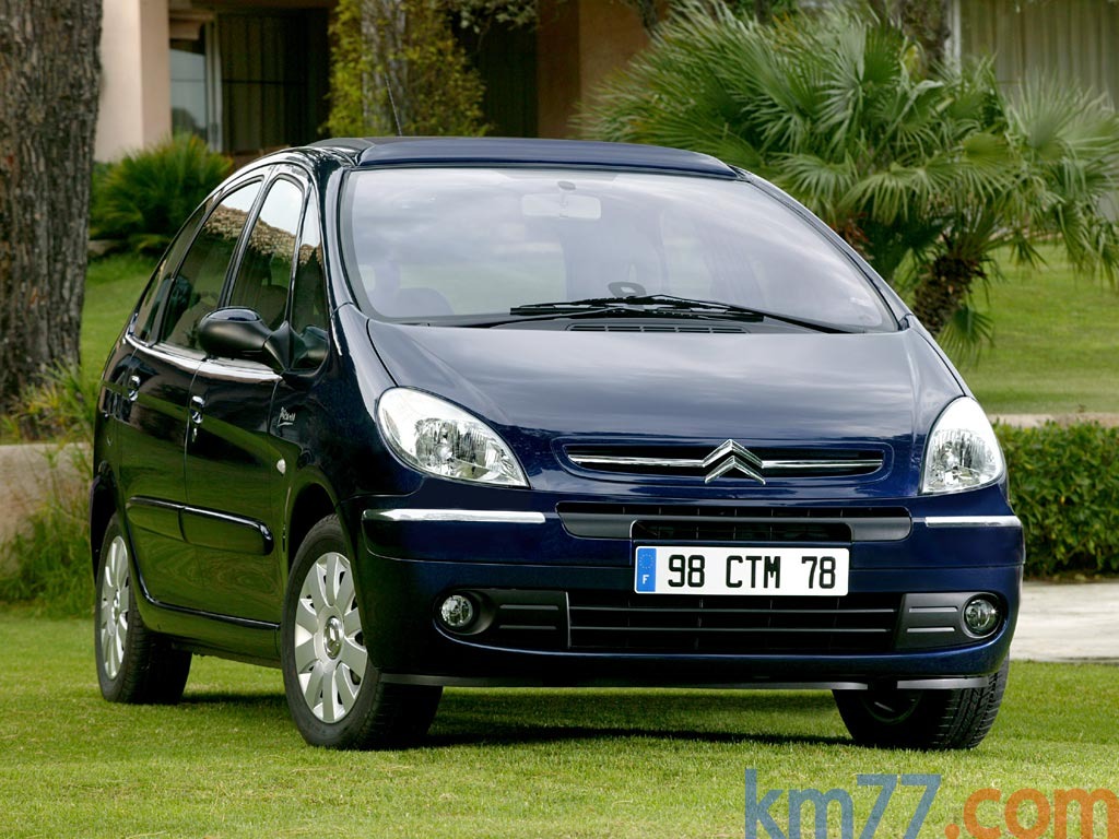 Citroën Xsara Picasso Gama Xsara Picasso Monovolumen Azul Oriental Metalizado. Exterior Frontal-Lateral 5 puertas