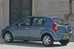 Dacia Sandero 1.6 90 CV Laureate Turismo Azul mineral Exterior Lateral-Posterior 5 puertas