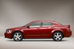 Dodge Avenger Gama Avenger SXT Turismo Rojo infierno metalizado Exterior Lateral 4 puertas