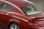 Dodge Avenger Gama Avenger SXT Turismo Rojo infierno metalizado Exterior Posterior-Lateral 4 puertas