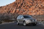 Dodge Journey SXT Monovolumen Gris grafito Exterior Lateral-Frontal 5 puertas