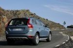 Volvo XC60 D5 AWD 205 CV Momentum Todo terreno Azul Camale&oacute;n Metalizado Exterior Posterior-Lateral 5 puertas