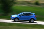 Ford Kuga 2.0 TDCI 136CV 4WD Trend Todo terreno Azul Mediterraneo Exterior Lateral-Frontal 5 puertas