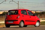 Hyundai i10 Gama i10 Comfort Turismo Electric Red Exterior Lateral-Posterior 5 puertas