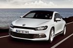 Volkswagen Scirocco 2.0 TSI 200CV Gama Scirocco Coup&eacute; Blanco Candy Exterior Frontal-Lateral 3 puertas