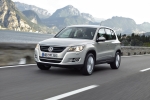 Volkswagen Tiguan 2.0 TDI 170 CV 4Motion Sport Todo terreno Plata R&eacute;flex Metalizado Exterior Lateral-Posterior 5 puertas
