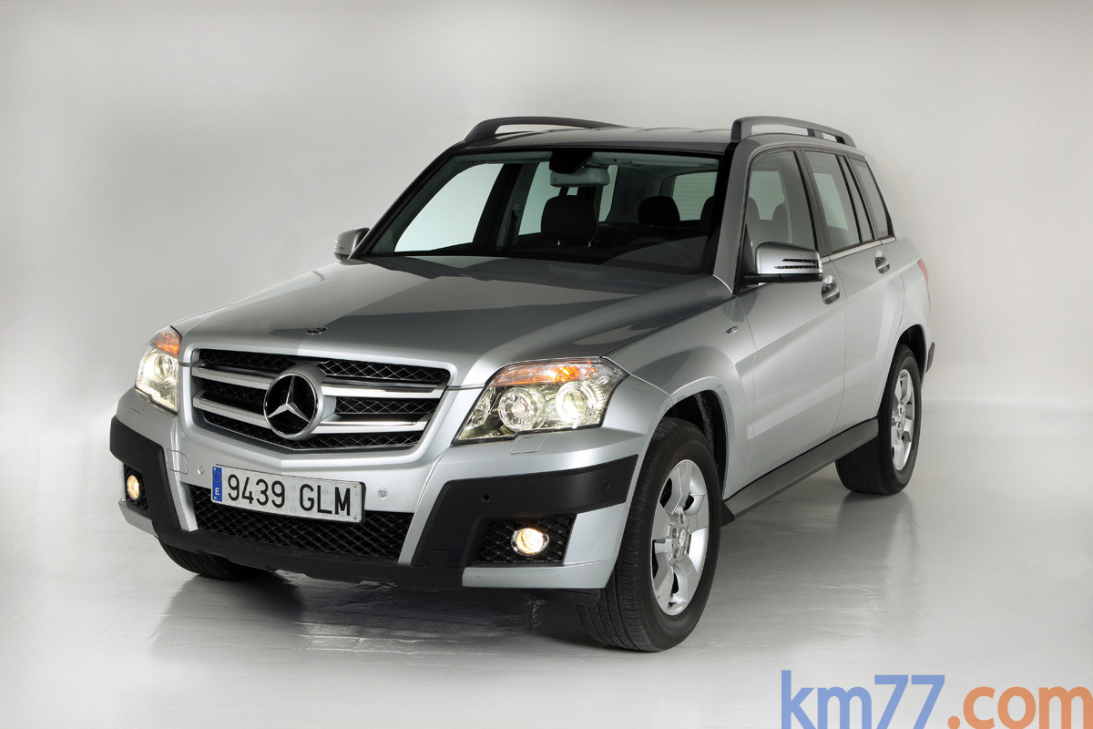 thumbnail image 2 of Front Spoilers & Wings For Mercedes-Benz GLK350 For Sale 2 of 14