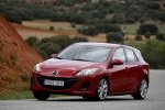 Mazda Mazda3 1.6 105 CV Active Turismo Velocity Red Mica Exterior Frontal-Lateral 5 puertas