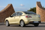 Mazda Mazda3 Gama Mazda3 SportSed&aacute;n Luxury Turismo Olympic Gold Metallic Exterior Lateral-Posterior 4 puertas