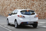 Mazda Mazda3 2.0 DISI 151 CV i-Stop Luxury Turismo Arctic White Solid Exterior Lateral-Posterior 5 puertas