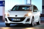 Mazda Mazda3 2.0 DISI 151 CV i-Stop Luxury Turismo Arctic White Solid Exterior Frontal-Lateral 5 puertas